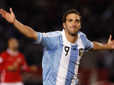kaiyun app下载-礼遇与风度，波尔图赛前列队欢迎利物浦，波尔图赛前列队欢迎利物浦，礼遇与风度的最佳诠释